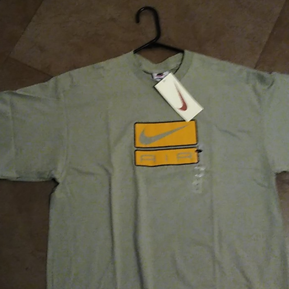 Men's t-shirt